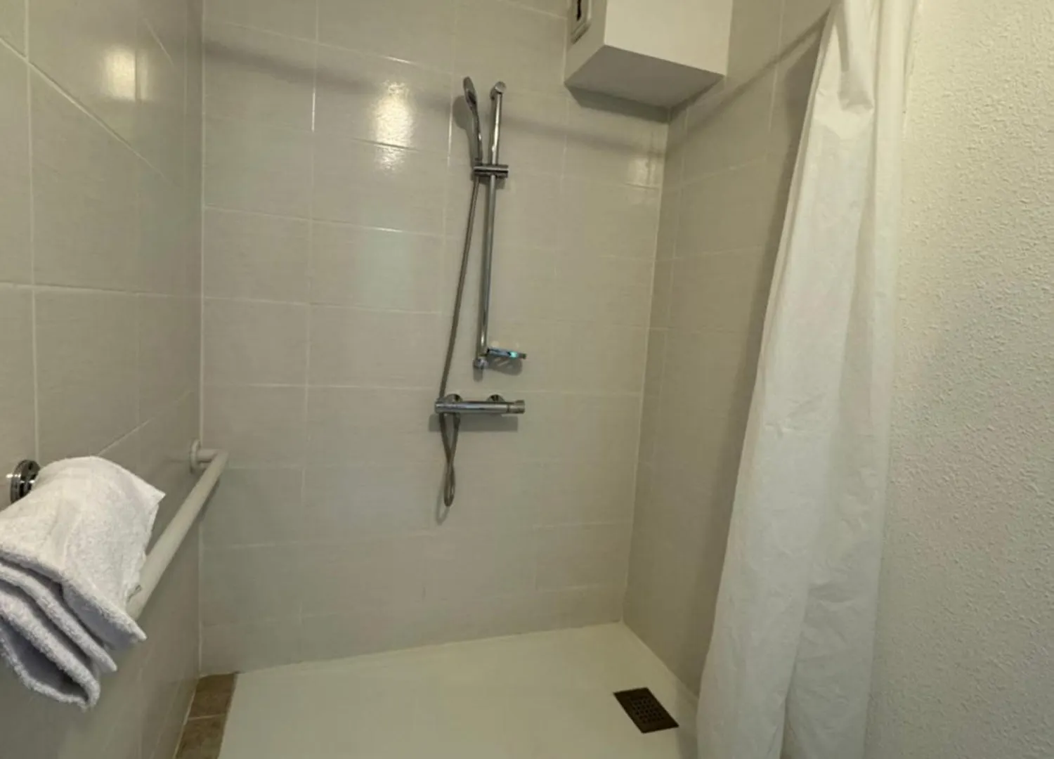 Symp'Hotel Nivolas-Vermelle